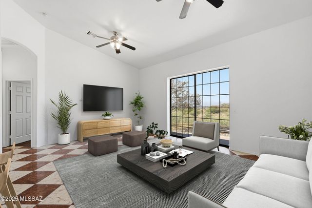 1028 Calle Cumpas, Rio Rico, AZ 85648