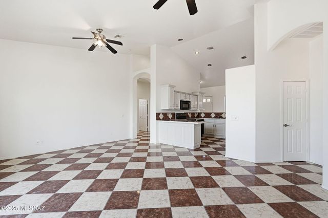 1028 Calle Cumpas, Rio Rico, AZ 85648