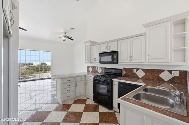 1028 Calle Cumpas, Rio Rico, AZ 85648