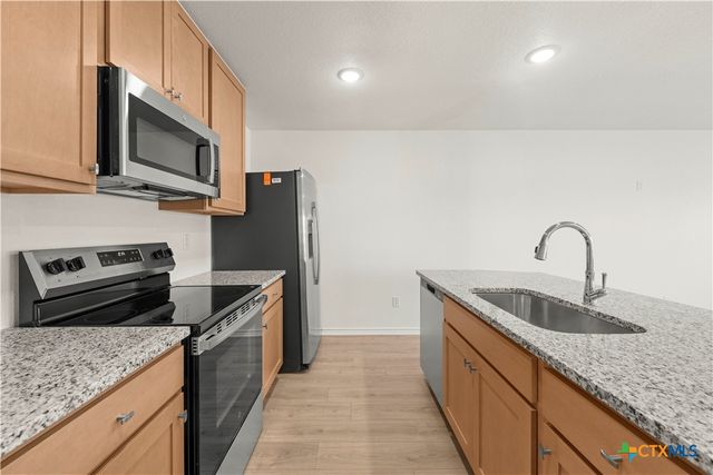 9204 Yaupon Holly Lane, Killeen, TX 76542