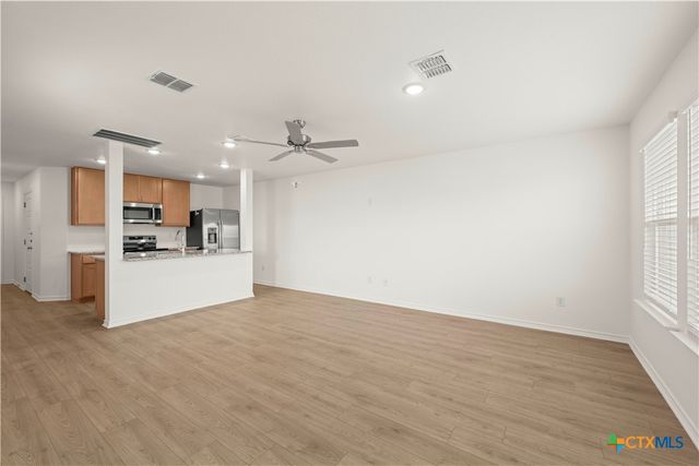 9204 Yaupon Holly Lane, Killeen, TX 76542