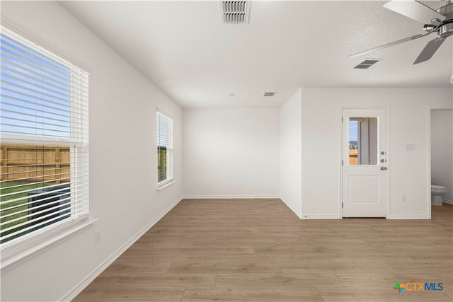 9204 Yaupon Holly Lane, Killeen, TX 76542