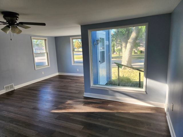 5301 S Catherine Avenue, Countryside, IL 60525