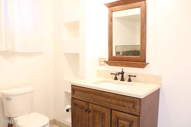 7 Wendell Street, Rensselaer, NY 12144