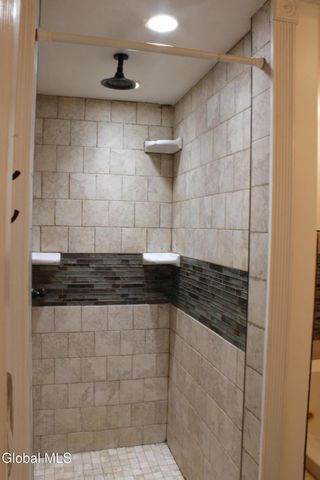 7 Wendell Street, Rensselaer, NY 12144