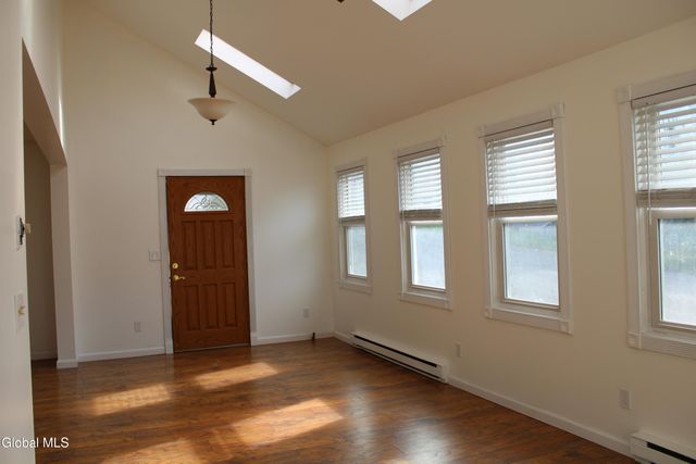 7 Wendell Street, Rensselaer, NY 12144