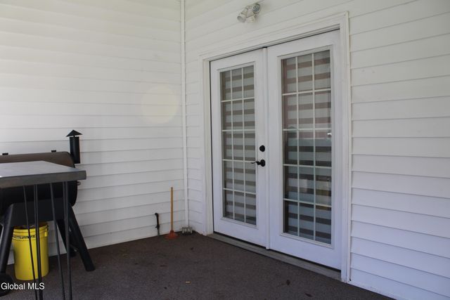 7 Wendell Street, Rensselaer, NY 12144