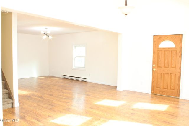 7 Wendell Street, Rensselaer, NY 12144