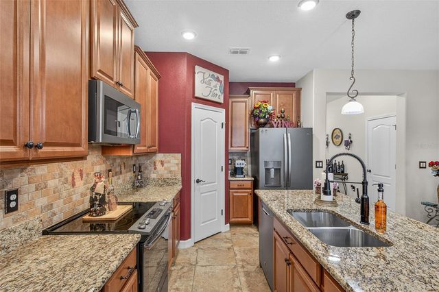 2202 ROMANUM DRIVE, Winter Garden, FL 34787