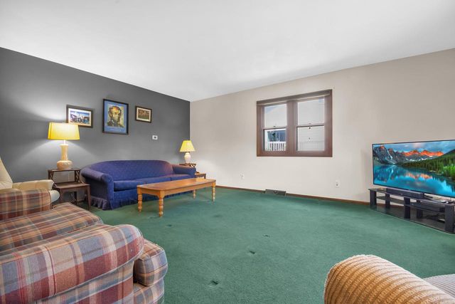 630 S 7th STREET, Delavan, WI 53115