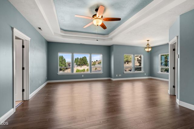 4501 Pinnacle Drive, Medford, OR 97504