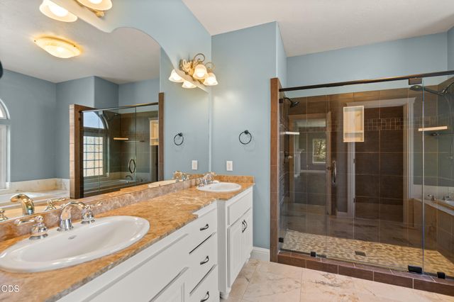 4501 Pinnacle Drive, Medford, OR 97504