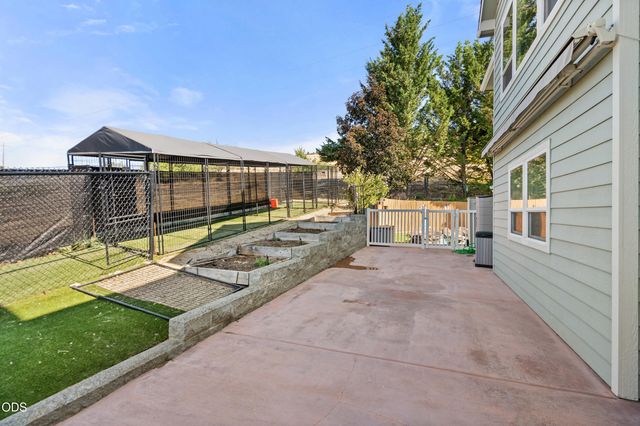 4501 Pinnacle Drive, Medford, OR 97504