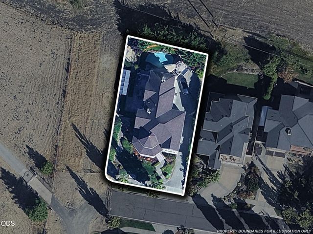 4501 Pinnacle Drive, Medford, OR 97504