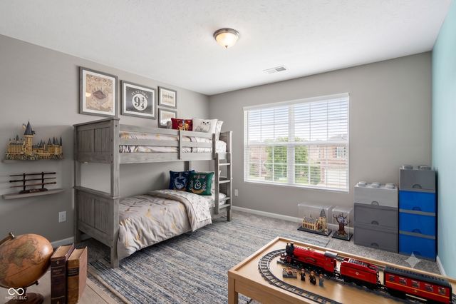 5773 Blue Sky Drive, Whitestown, IN 46075
