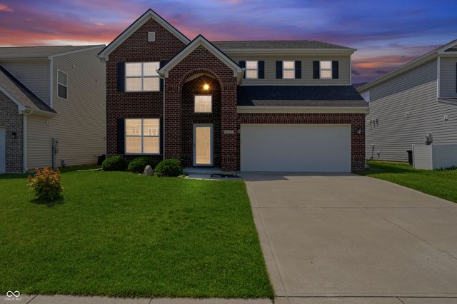 5773 Blue Sky Drive, Whitestown, IN 46075