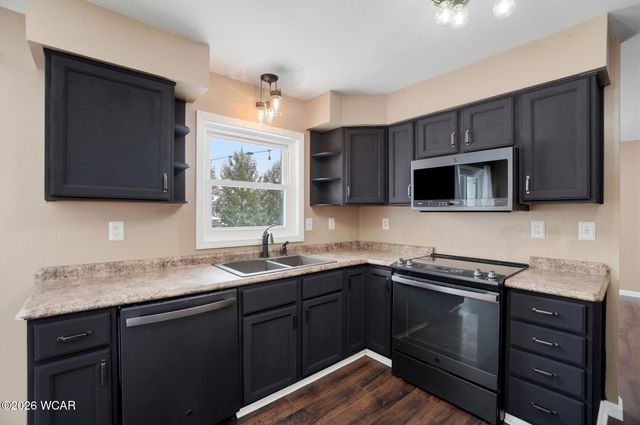 21320 Fairmount Road, Waynesfield, OH 45896