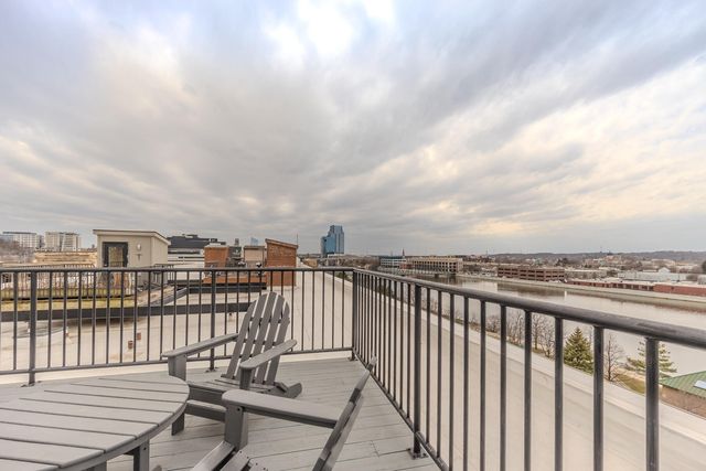 940 Monroe Avenue Nw 443, City Of Grand Rapids, MI 49503