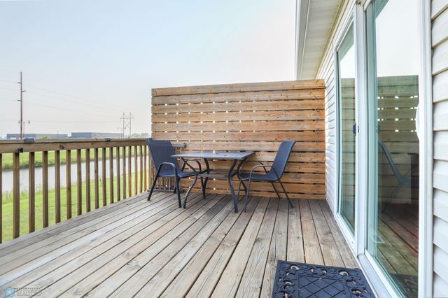 945 31st Avenue W, West Fargo, ND 58078