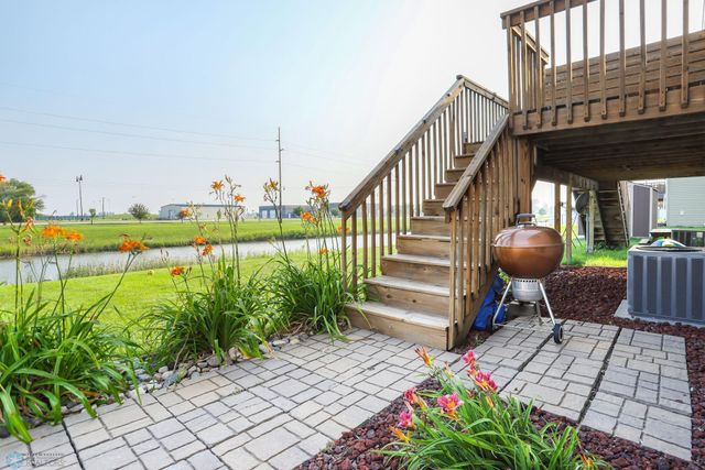 945 31st Avenue W, West Fargo, ND 58078