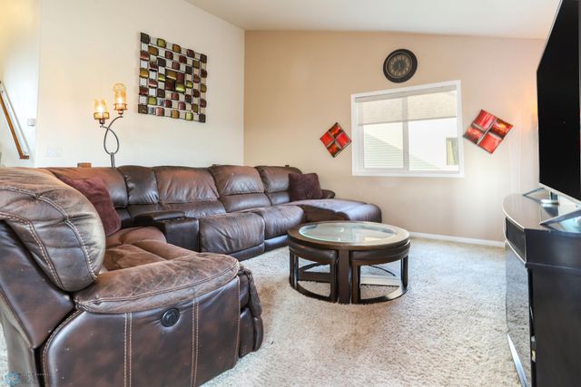 945 31st Avenue W, West Fargo, ND 58078