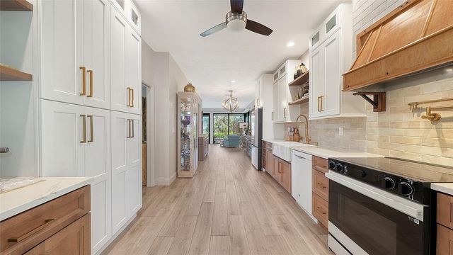 17 BAYHEAD LANE, Osprey, FL 34229