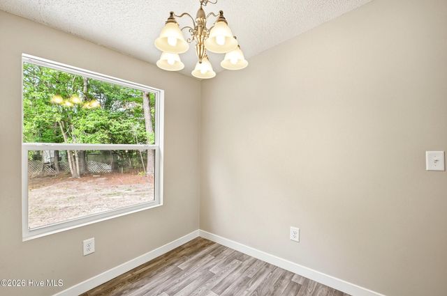 273 Lucilles Place, Burgaw, NC 28425
