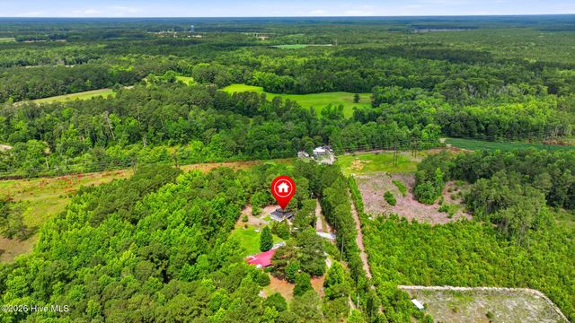 273 Lucilles Place, Burgaw, NC 28425