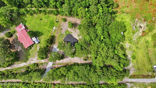 273 Lucilles Place, Burgaw, NC 28425