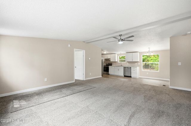 273 Lucilles Place, Burgaw, NC 28425