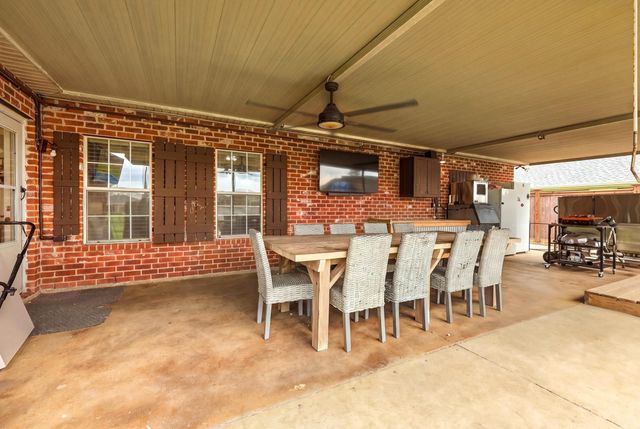 131 Wimbleton Street, Houma, LA 70360