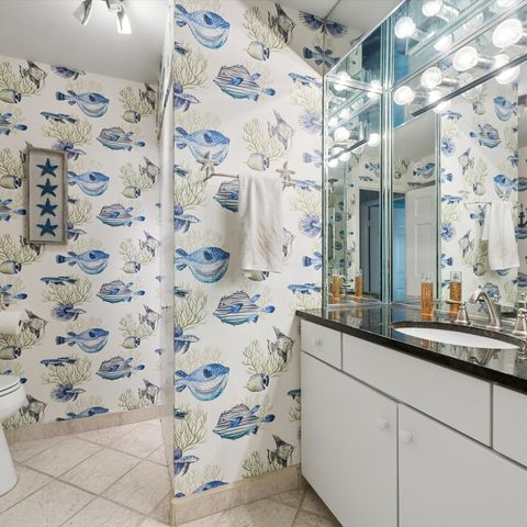 3851 Mission Hills Road 303, Northbrook, IL 60062