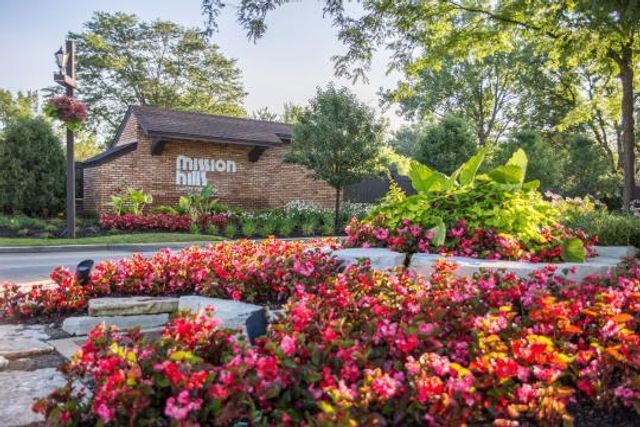 3851 Mission Hills Road 303, Northbrook, IL 60062