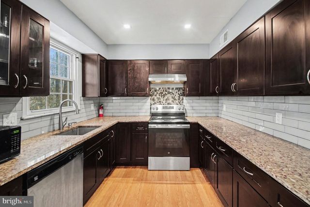 7207 JAYHAWK ST, Annandale, VA 22003