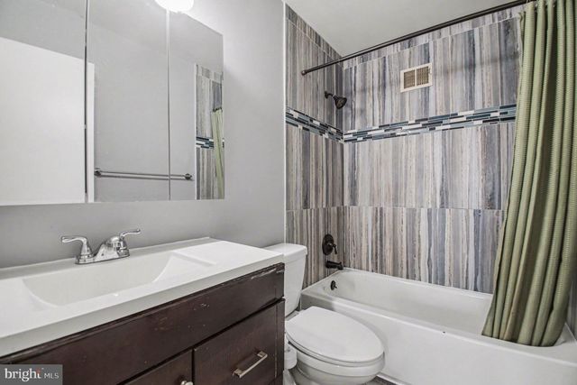 7207 JAYHAWK ST, Annandale, VA 22003