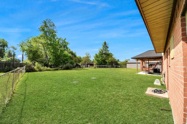 17018 Water Oak Drive B, Channelview, TX 77530