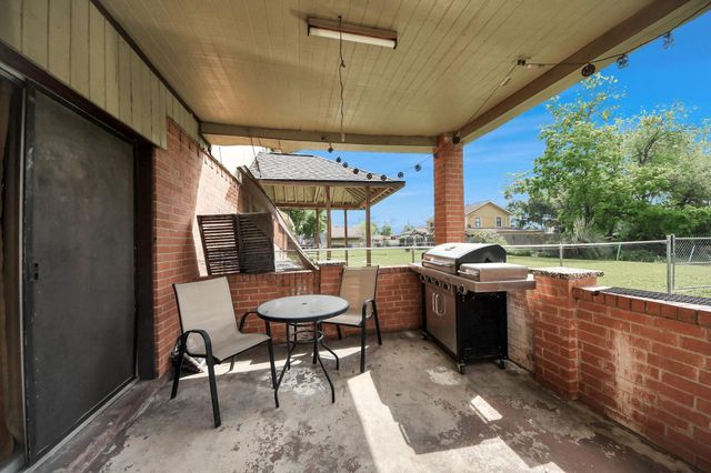 17018 Water Oak Drive B, Channelview, TX 77530
