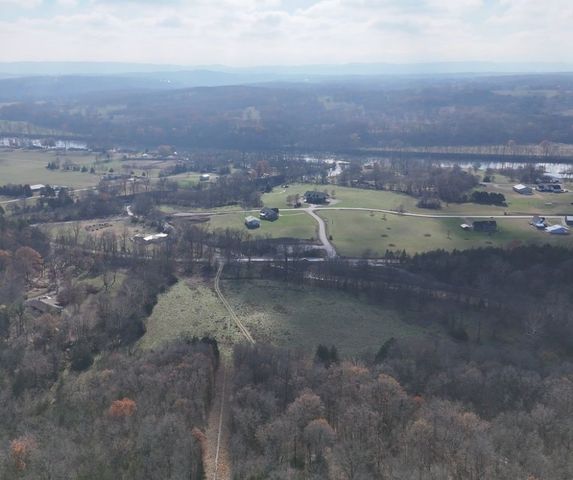 2465 Denton Ferry Road, Cotter, AR 72626