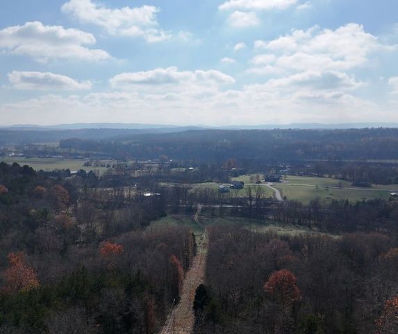 2465 Denton Ferry Road, Cotter, AR 72626