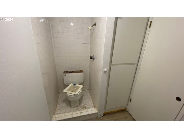 7144 Sw MURRAY Blvd, Beaverton, OR 97008