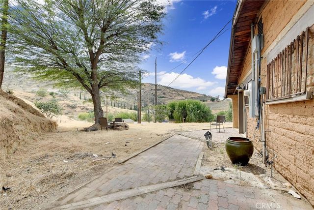 7530 Reche Canyon, Colton, CA 92324