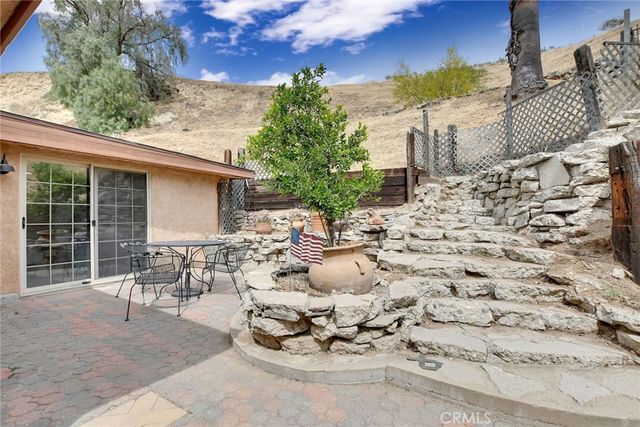 7530 Reche Canyon, Colton, CA 92324
