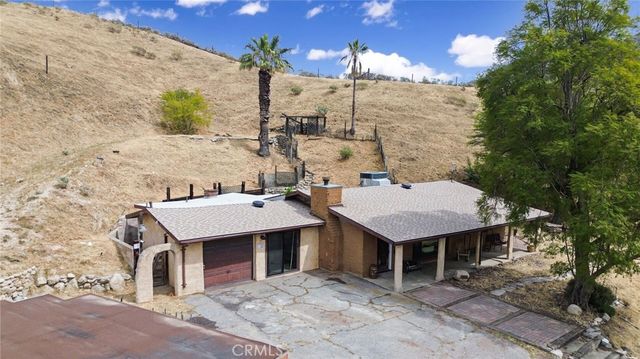 7530 Reche Canyon, Colton, CA 92324