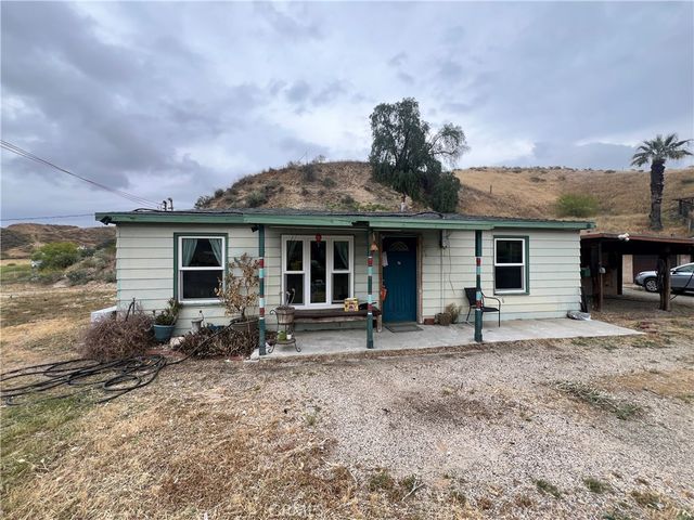 7530 Reche Canyon, Colton, CA 92324