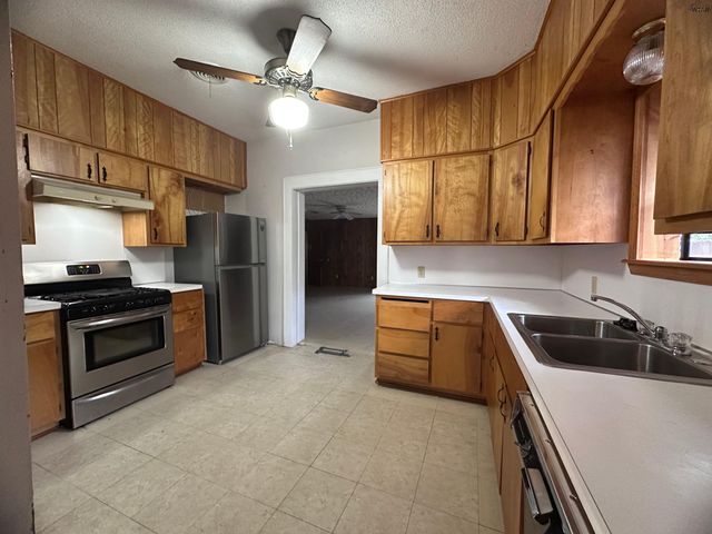 2011 FILLMORE STREET, Wichita Falls, TX 76309