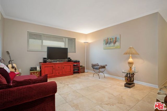 9330 Clifton Way 105, Beverly Hills, CA 90210
