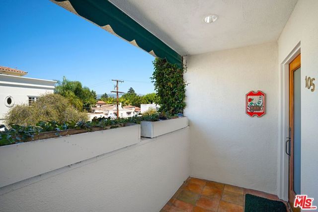 9330 Clifton Way 105, Beverly Hills, CA 90210