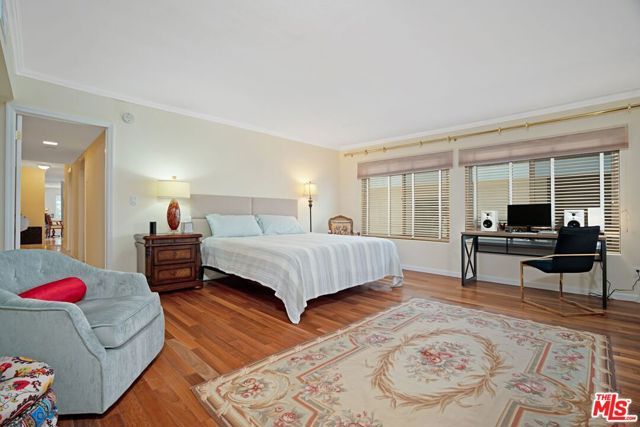 9330 Clifton Way 105, Beverly Hills, CA 90210