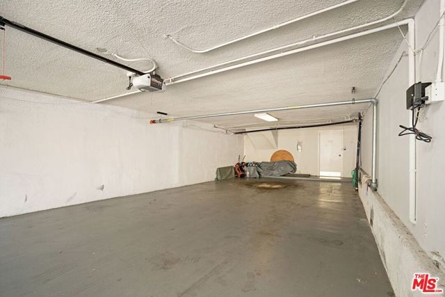 9330 Clifton Way 105, Beverly Hills, CA 90210