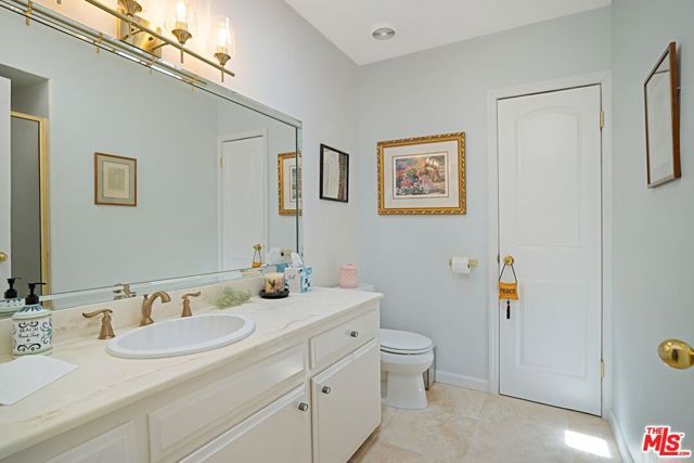 9330 Clifton Way 105, Beverly Hills, CA 90210